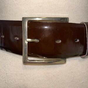 Vintage ladies brown patent leather belt gold buckle size small 30